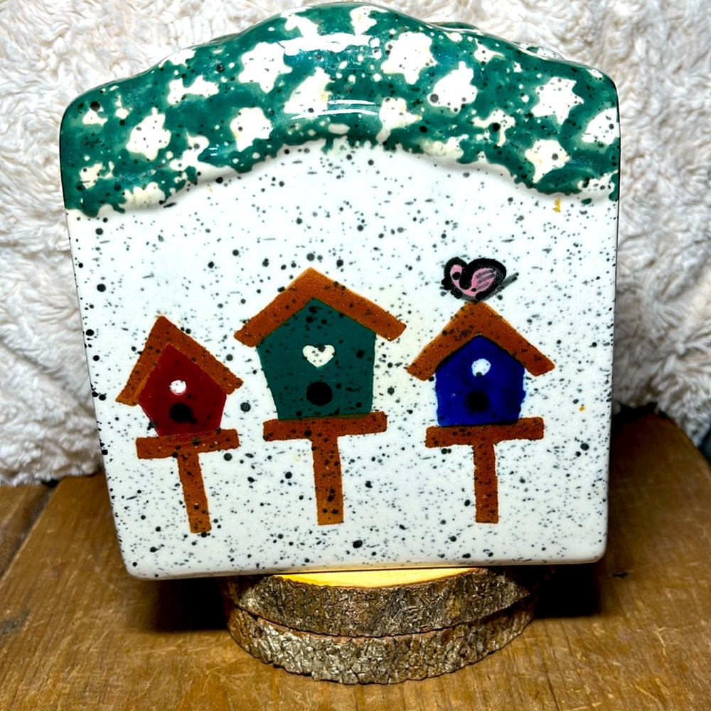 Vtg Home & Garden. Retired, “Rare Find” Party Birdhouse Collection Napkin Holder
